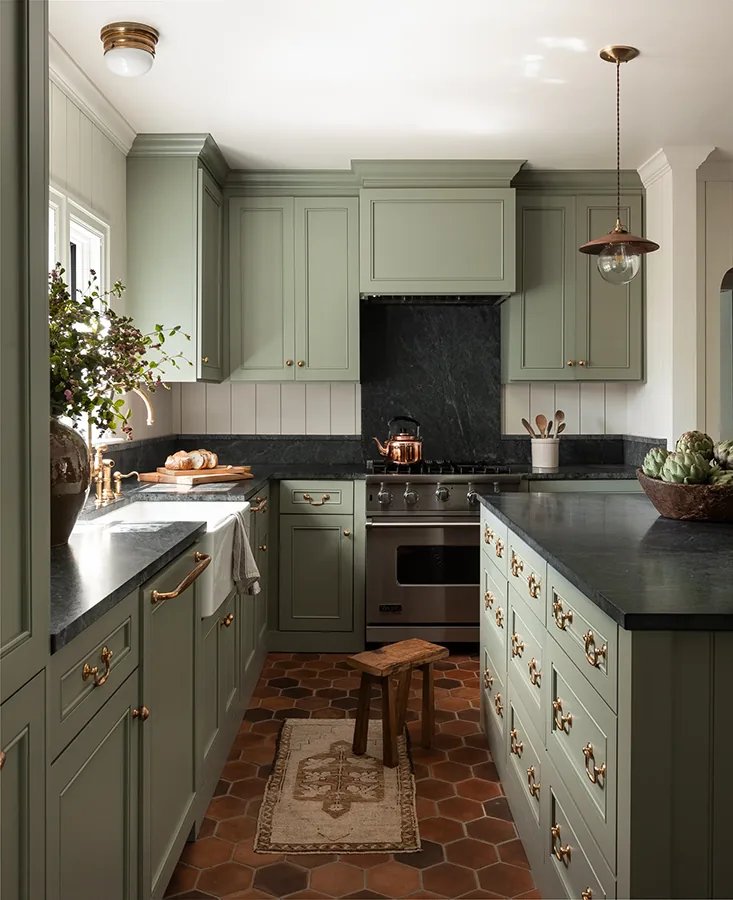 Traditional Cottage Inspired Kitchen Remodel by Elm Flooring And Remodeling project photo